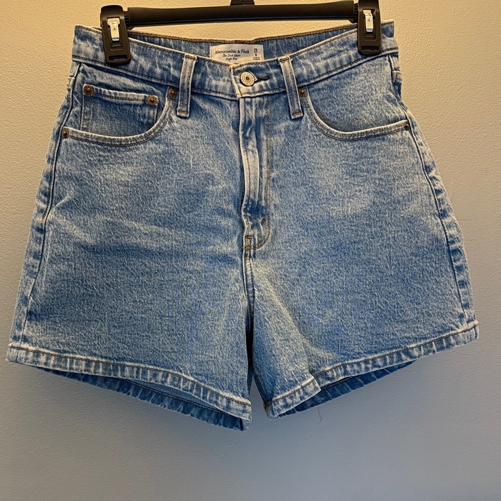 Abercrombie - The Dad Short High Rise